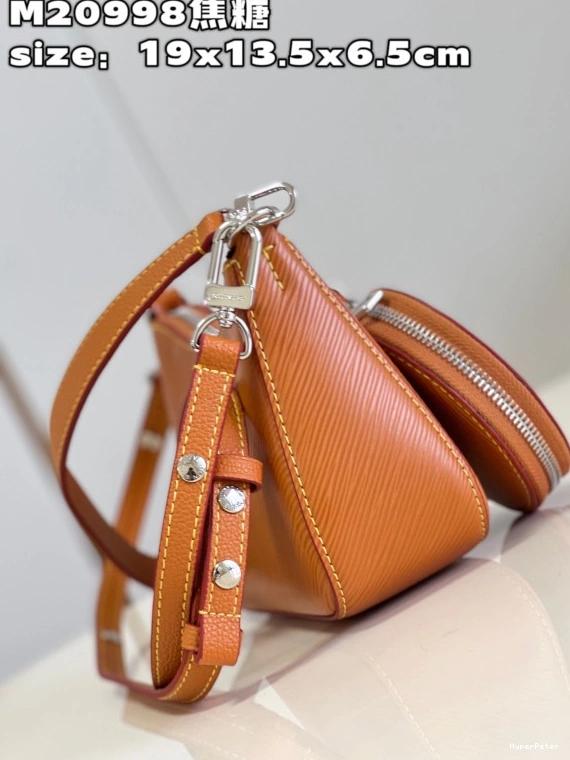 LOUIS VUITTON Marellini 0821